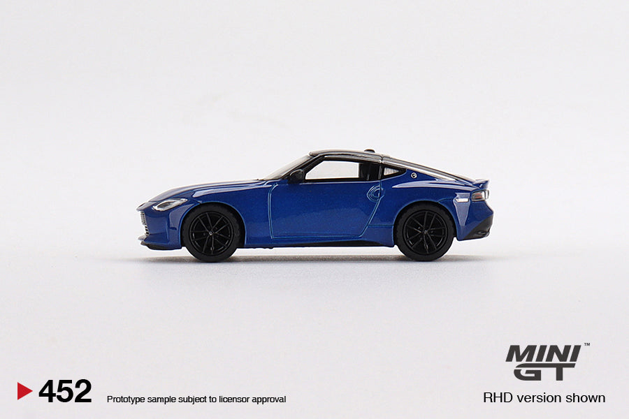 MINI GT 452 Nissan Fairlady Z Version ST 2023 Seiran Blue RHD